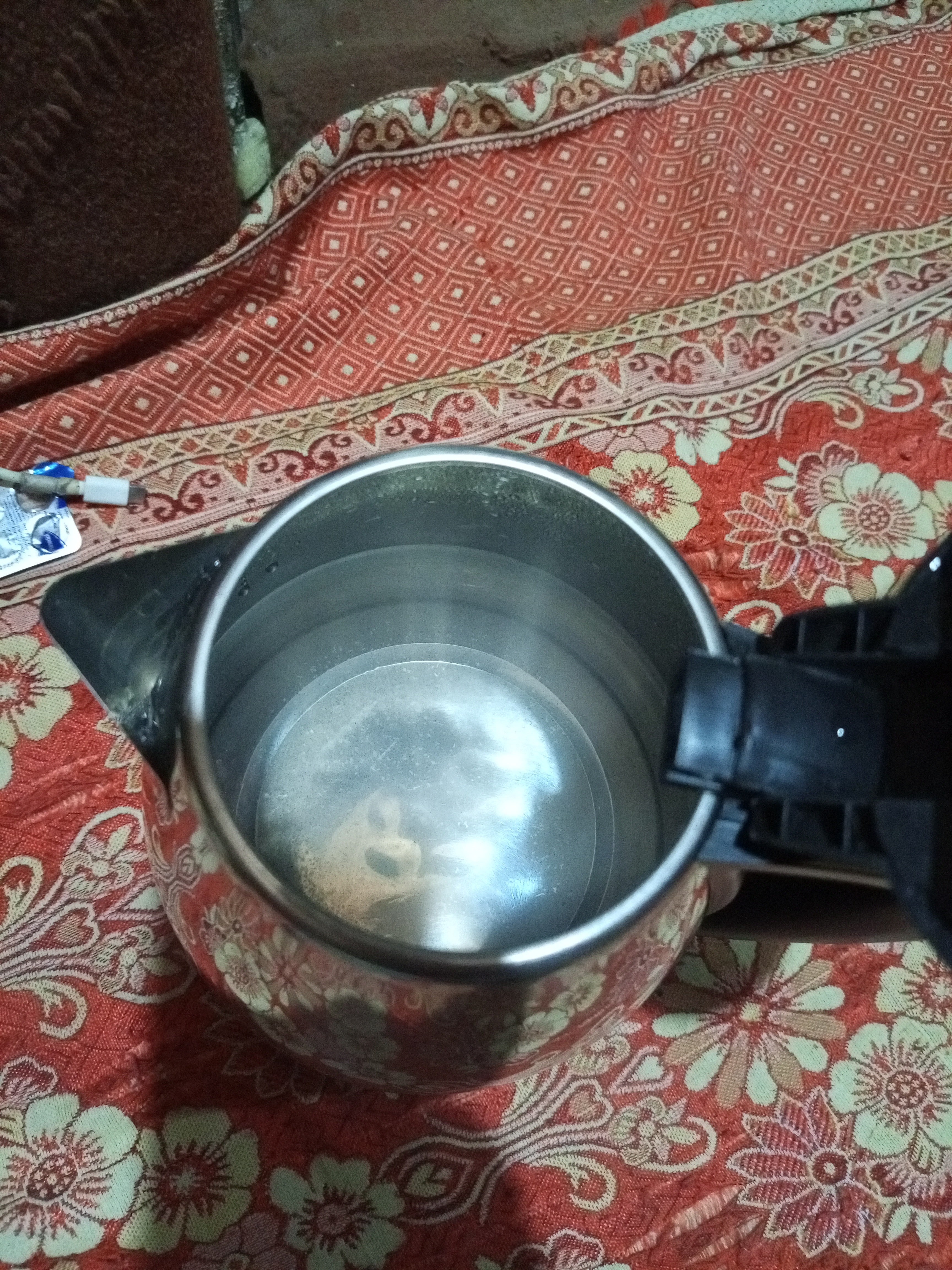 "Electric Kettle - Stainless Steel, 2.0L, 1500W, Instant Heating, High-Quality Water Boiler for Tea"